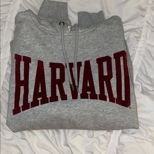 Harvard H&M sweatshirt